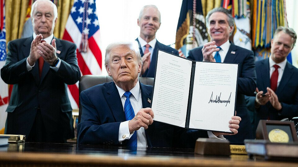 US-Präsident Donald Trump mit Roger Penske