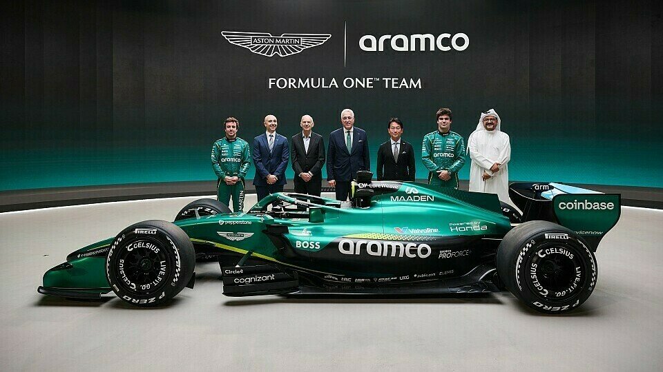 Das Aston-Martin-Kernteam mit dem AMR26