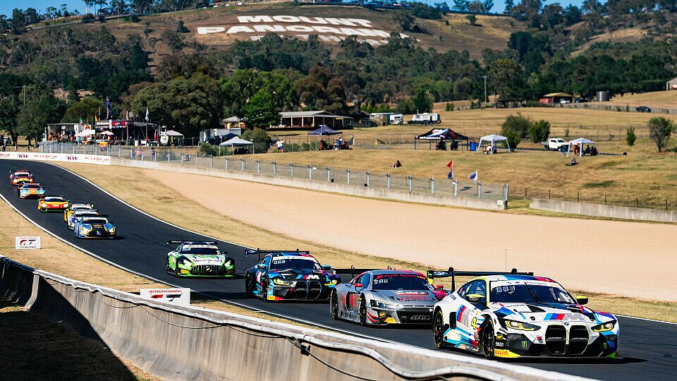 BMW bei den 12h Bathurst