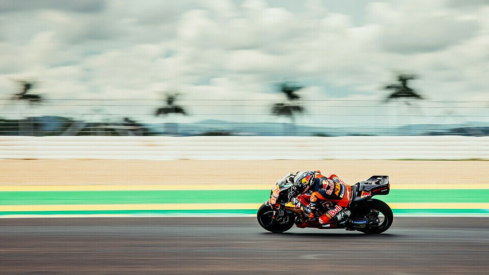 Pedro Acosta holt die erste MotoGP-Bestzeit in Goiania, Foto: KTM Media