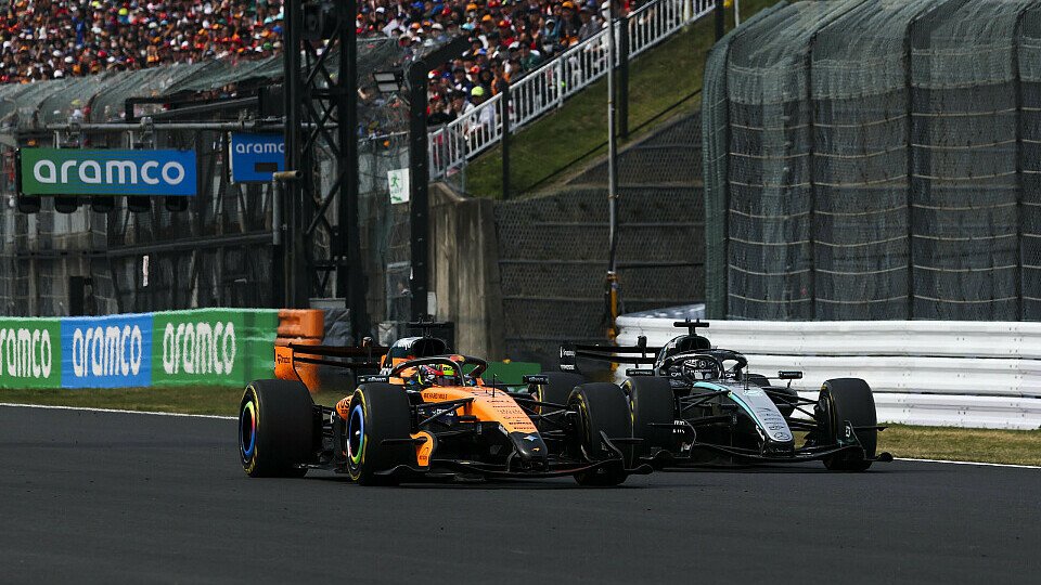 Oscar Piastri im McLaren und George Russell im Mercedes