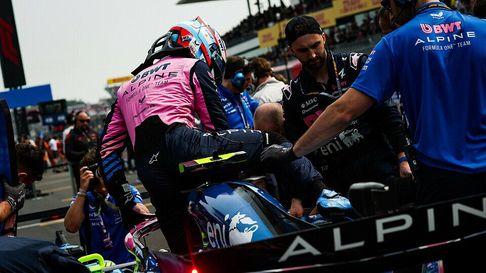 Franco Colapinto vor dem Start des Formel-1-Rennens in Shanghai (China) 2026