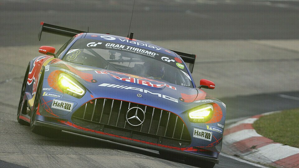 Max Verstappen bei NLS2 auf der Nürburgring-Nordschleife 2026 im Mercedes AMG GT3 von Mercedes-AMG Team Verstappen Racing.