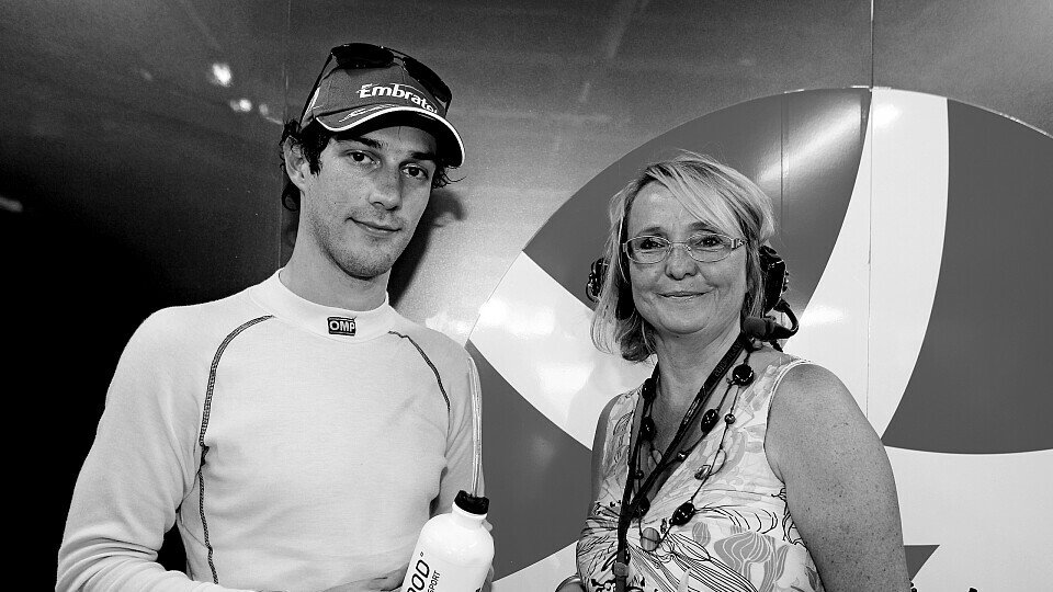 Formel-1-Journalistin Karin Sturm mit Bruno Senna