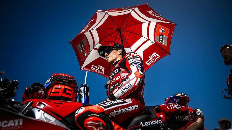 Marc Marquez hinkt den Erwartungen 2026 bislang hinterher, Foto: Ducati Media