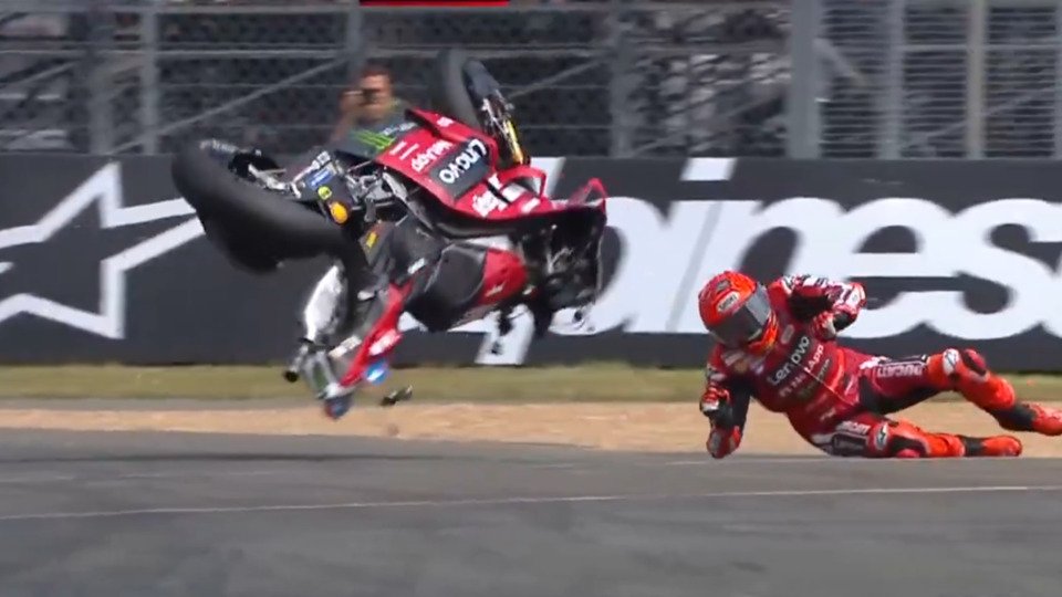 Marc Marquez flog im MotoGP-Sprint von Le Mans heftig ab, Foto: Screenshot/MotoGP.com