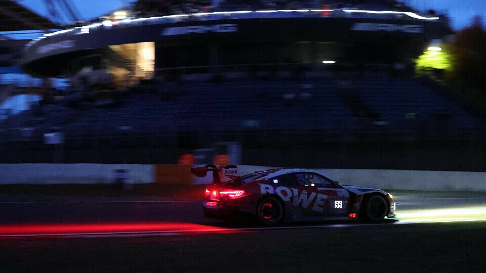 Der BMW M4 GT3 EVO von ROWE Racing mit Farfus/Marciello/Pepper/van der Linde bei den 24h Nürburgring Der BMW M4 GT3 EVO von ROWE Racing mit Farfus/Marciello/Pepper/van der Linde bei den 24h Nürburgring