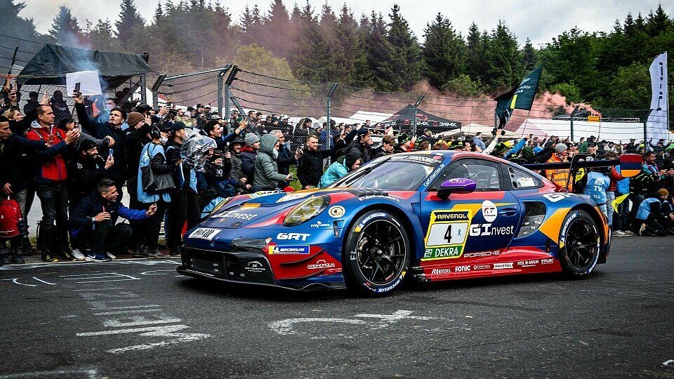 Der Porsche 911 GT3 R Evo26 von Goroyan RT mit Goroyan, Kvitka, Berthon, Fontana bei den 24h Nürburgring
