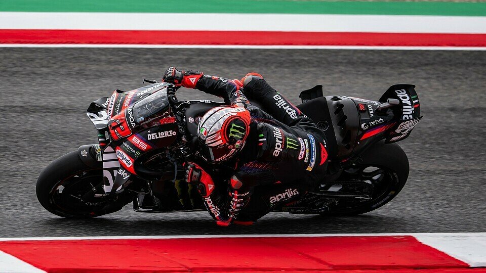 Marco Bezzecchi schnappt sich die Pole heim Heimrennen, Foto: Aprilia Media Marco Bezzecchi schnappt sich die Pole heim Heimrennen, Foto: Aprilia Media
