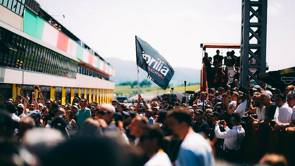Mugello ist jetzt Aprilia-Terrain, Foto: MotoGP Press Mugello ist jetzt Aprilia-Terrain, Foto: MotoGP Press