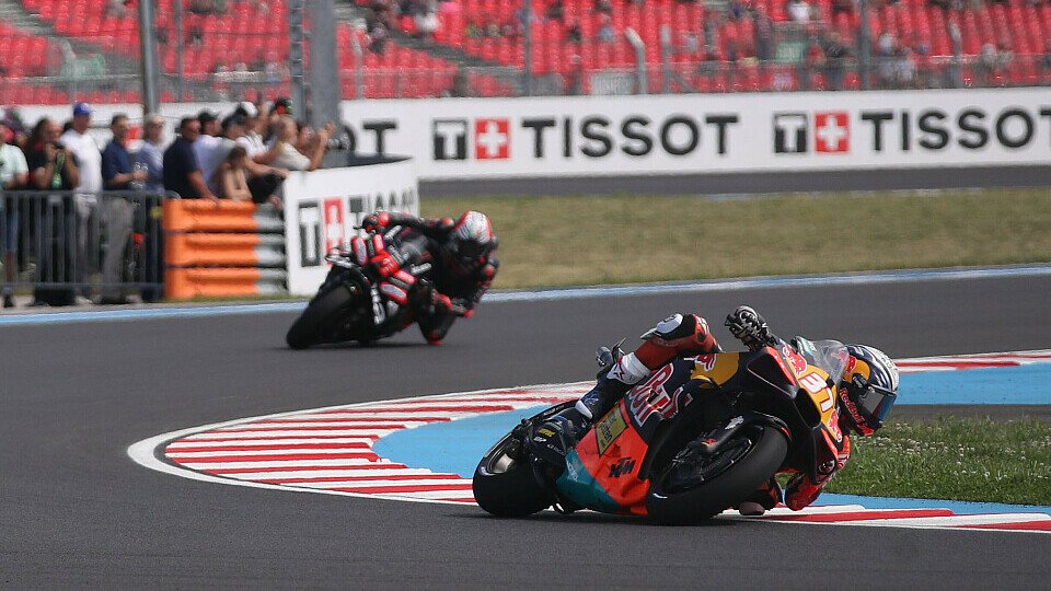 Marco Bezzecchi kam im Sprint nicht mit Pedro Acosta mit, Foto: Gold & Goose / Red Bull Content Pool