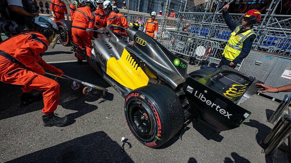 Gabriel Bortoleto am Samstag bei der Formel 1 in Monaco nach seinem Crash Gabriel Bortoleto am Samstag bei der Formel 1 in Monaco nach seinem Crash