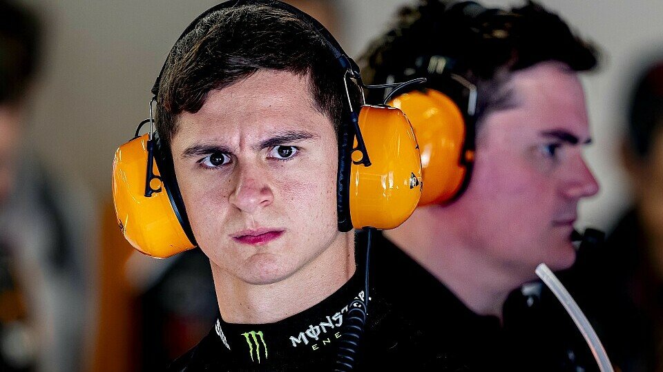 McLaren-Ersatzfahrer Leonardo Fornaroli in Barcelona McLaren-Ersatzfahrer Leonardo Fornaroli in Barcelona