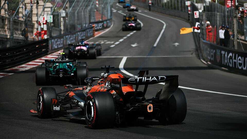 Ein McLaren im Formel-1-Rennen in Monaco Ein McLaren im Formel-1-Rennen in Monaco