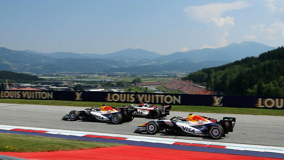 Arvid Lindblad, Liam Lawson (beide Racing Bulls) und Oliver Bearman (Haas) beim Formel-1-Rennen in Spielberg (Österreich)