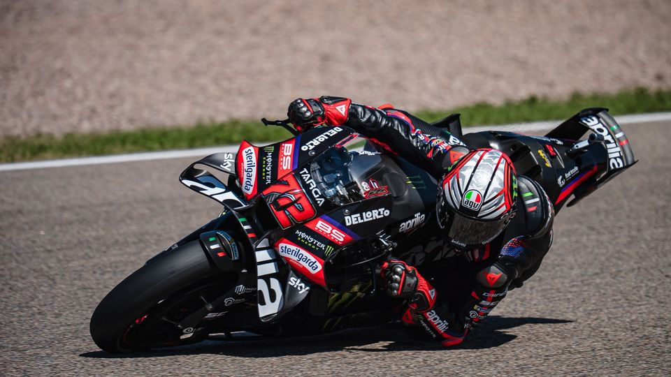 Marco Bezzecchi trotzte im Training den Schmerzen, Foto: Aprilia Racing Marco Bezzecchi trotzte im Training den Schmerzen, Foto: Aprilia Racing