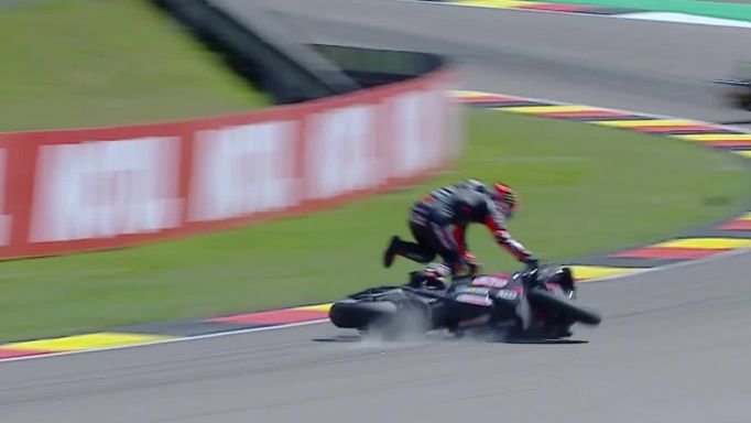 Marco Bezzecchi ging im Qualifying hart zu Boden, Foto: Screenshot / MotoGP X Marco Bezzecchi ging im Qualifying hart zu Boden, Foto: Screenshot / MotoGP X