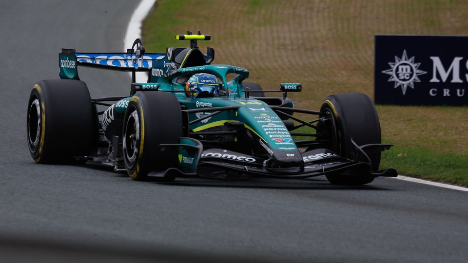 Fernando Alonso am Freitag bei der Formel 1 in den Niederlanden
Fernando Alonso am Freitag bei der Formel 1 in den Niederlanden