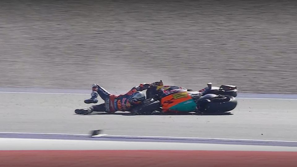 Pedro Acosta stürzt im Sprint von Spielberg Pedro Acosta stürzt im Sprint von Spielberg