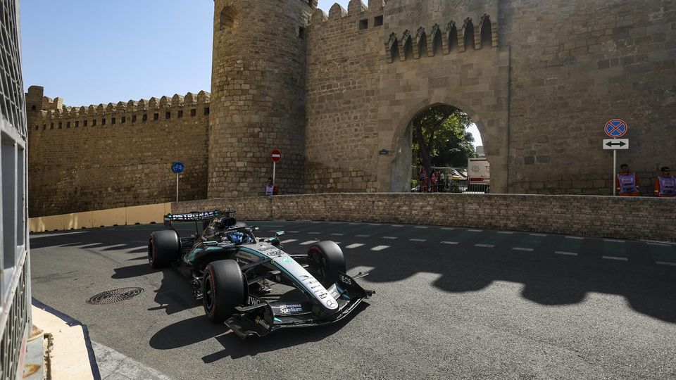 George Russell am Donnerstag bei der Formel 1 in Baku
George Russell am Donnerstag bei der Formel 1 in Baku